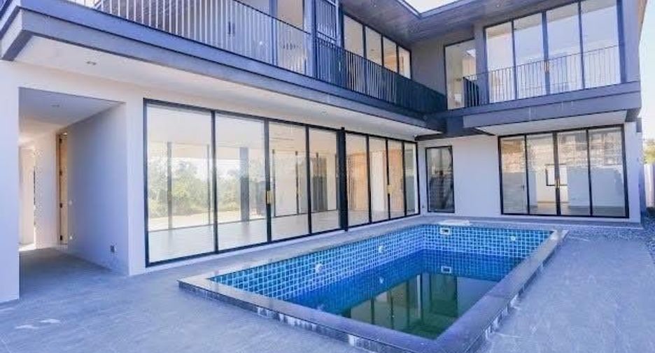 For sale 4 bedrooms house in Doi Saket, Chiang Mai