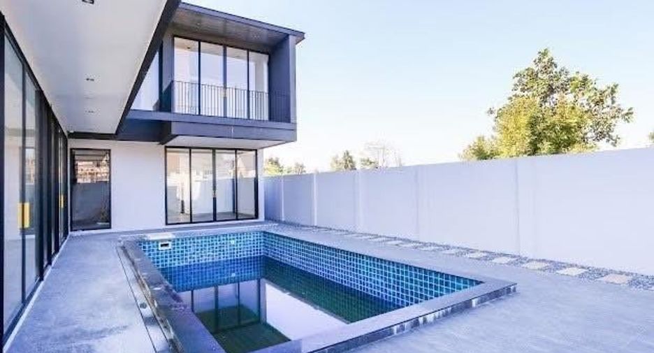 For sale 4 bedrooms house in Doi Saket, Chiang Mai