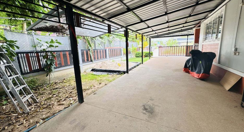 For rent 3 bedrooms house in Bang Lamung, Chonburi
