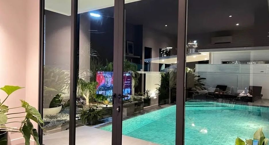 For rent 3 bedrooms villa in Hua Hin, Prachuap Khiri Khan