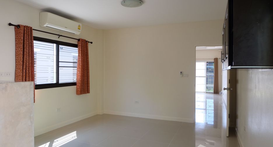 À vendre 2 chambres maison à San Sai, Chiang Mai
