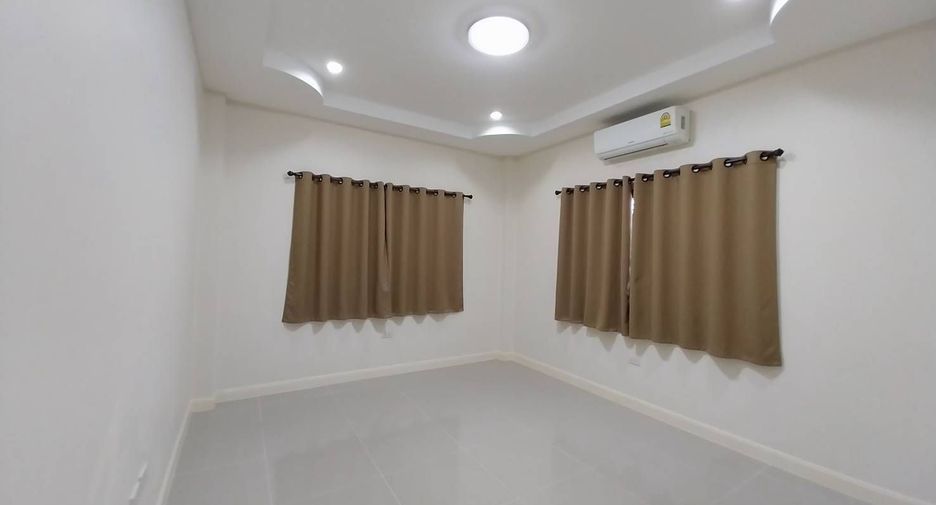À vendre 2 chambres maison à San Sai, Chiang Mai