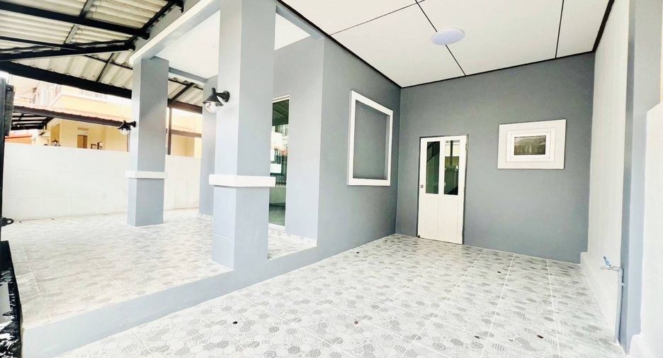 For sale 3 bedrooms townhouse in Thalang, Phuket