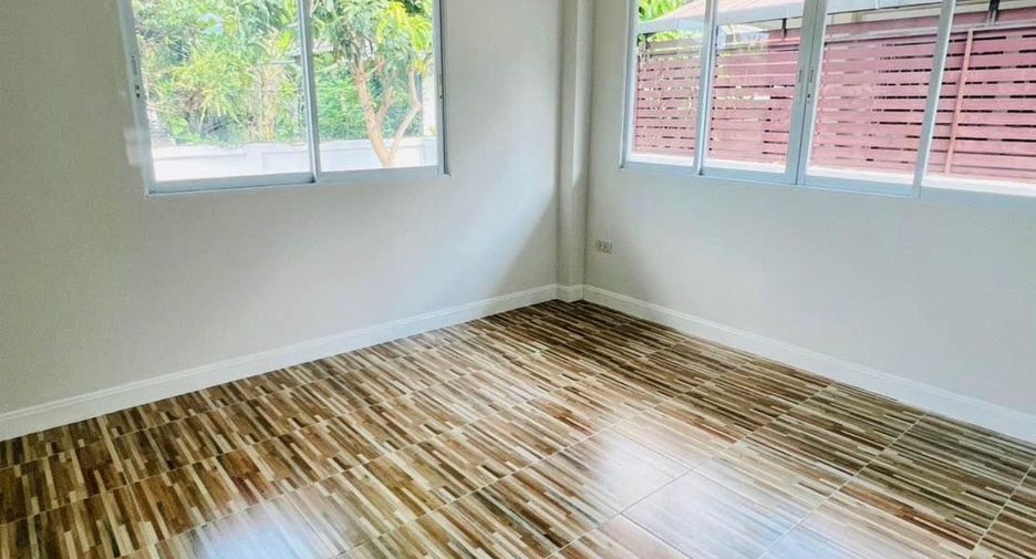 出售 2 卧室 独立屋 在 San Kamphaeng, Chiang Mai