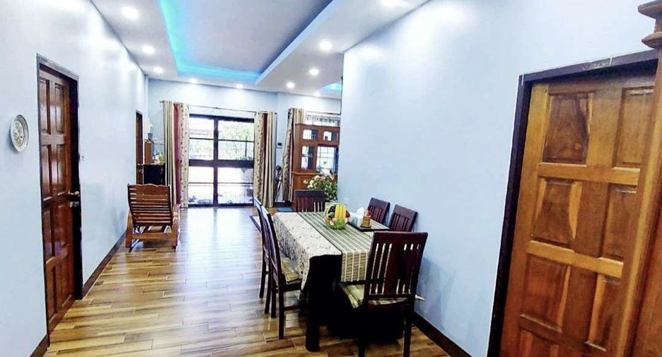 Villa zum Kauf mit 3 Zimmer in Bang Lamung, Chonburi