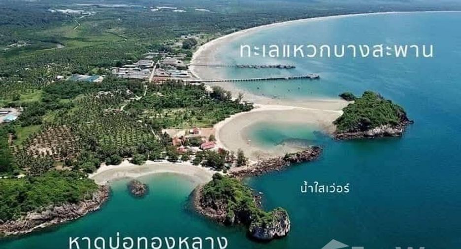 For sale 3 bedrooms villa in Thap Sakae, Prachuap Khiri Khan