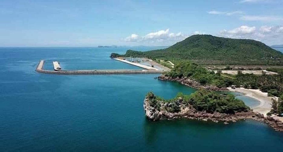 For sale 3 ベッドルーム villa in Thap Sakae, Prachuap Khiri Khan