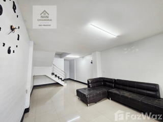 Casa adosada en venta de 4 habitaciones en Mueang Chiang Rai, Chiang Rai