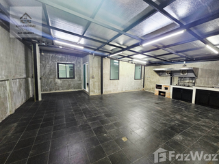 Casa adosada en venta de 4 habitaciones en Mueang Chiang Rai, Chiang Rai