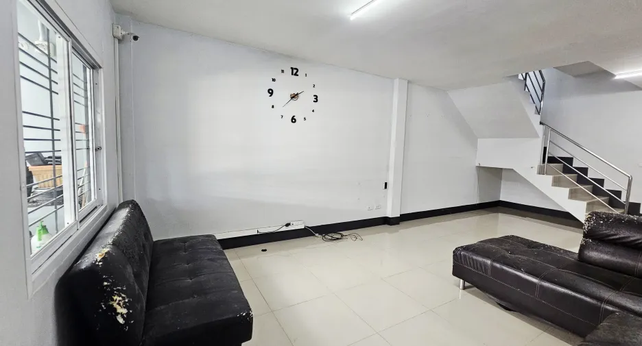 For sale 4 bedrooms townhouse in Mueang Chiang Rai, Chiang Rai