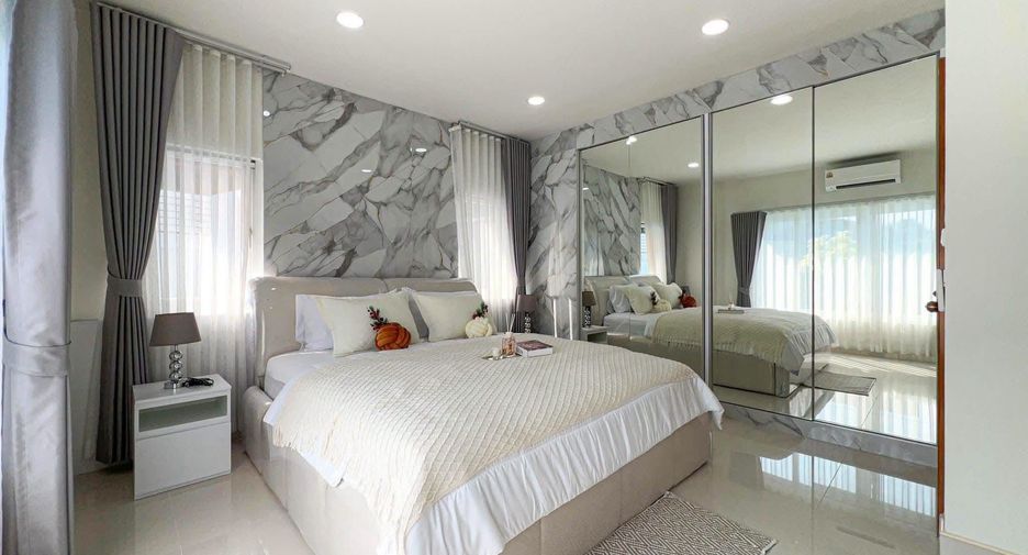 For sale and for rent 5 bedrooms villa in Bang Lamung, Chonburi