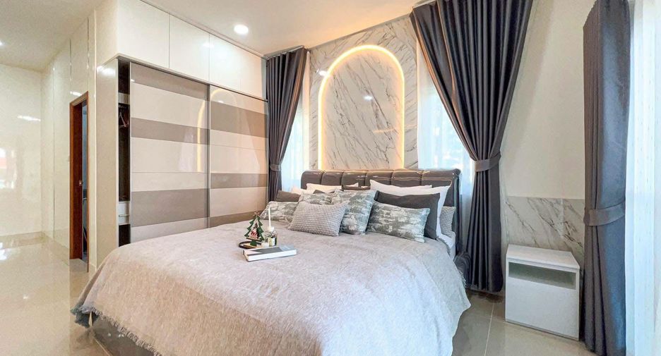 For sale and for rent 5 bedrooms villa in Bang Lamung, Chonburi
