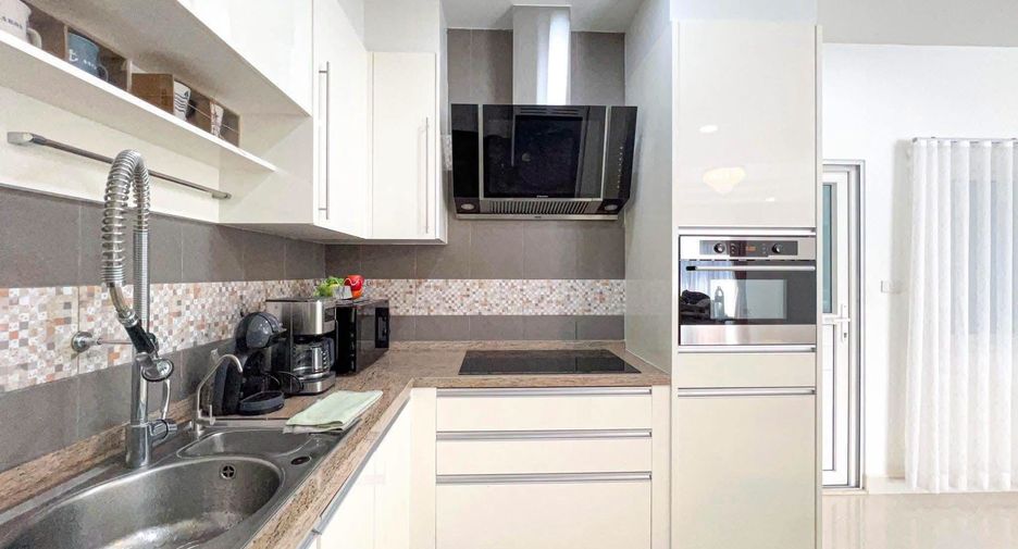 For sale and for rent 5 bedrooms villa in Bang Lamung, Chonburi