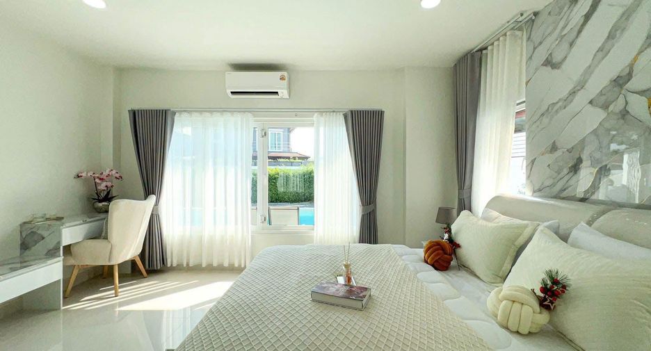 For sale and for rent 5 bedrooms villa in Bang Lamung, Chonburi