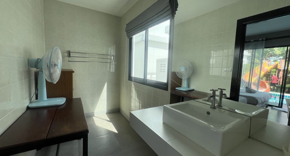 For sale and for rent 4 bedrooms house in Hua Hin, Prachuap Khiri Khan