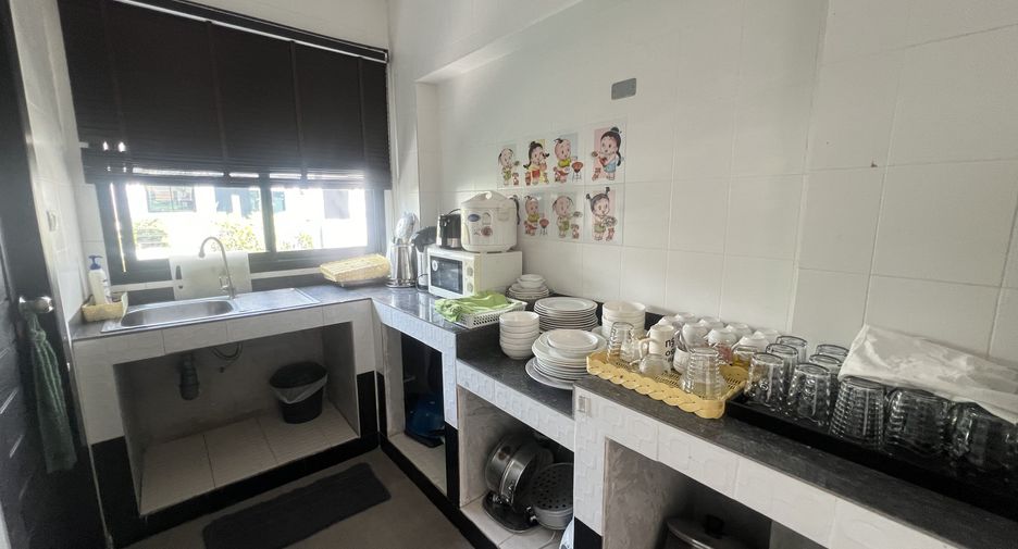 For sale and for rent 4 bedrooms house in Hua Hin, Prachuap Khiri Khan