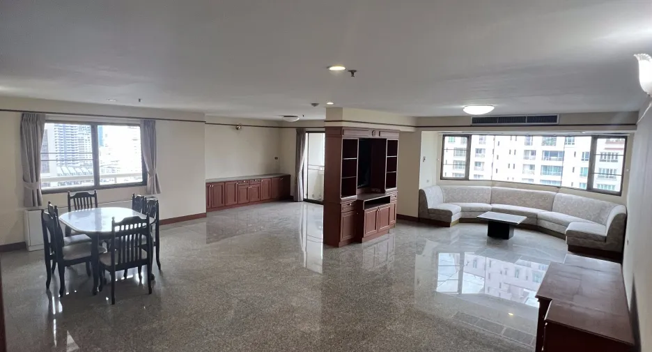 For sale and for rent 4 bedrooms condo in Khlong Toei, Bangkok