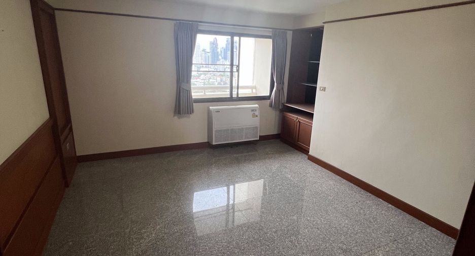 For sale and for rent 4 bedrooms condo in Khlong Toei, Bangkok