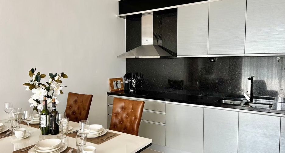 For rent 2 bedrooms condo in Bang Lamung, Chonburi