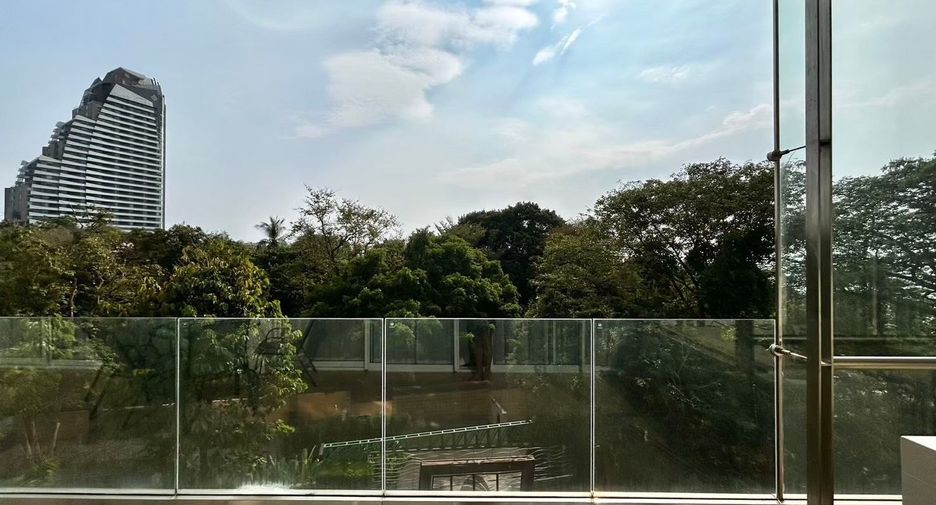 For rent 2 bedrooms condo in Bang Lamung, Chonburi