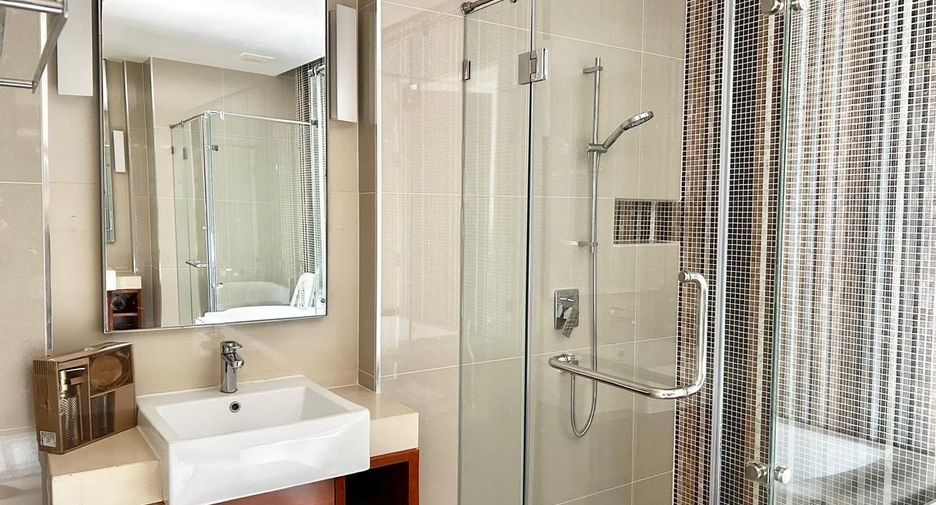 For rent 2 bedrooms condo in Bang Lamung, Chonburi