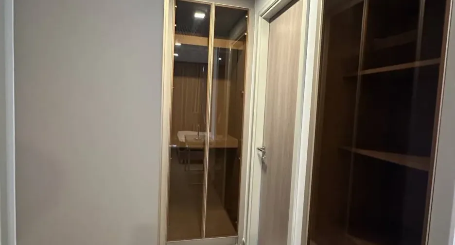 À vendre et à louer 2 chambres condo à Huai Khwang, Bangkok