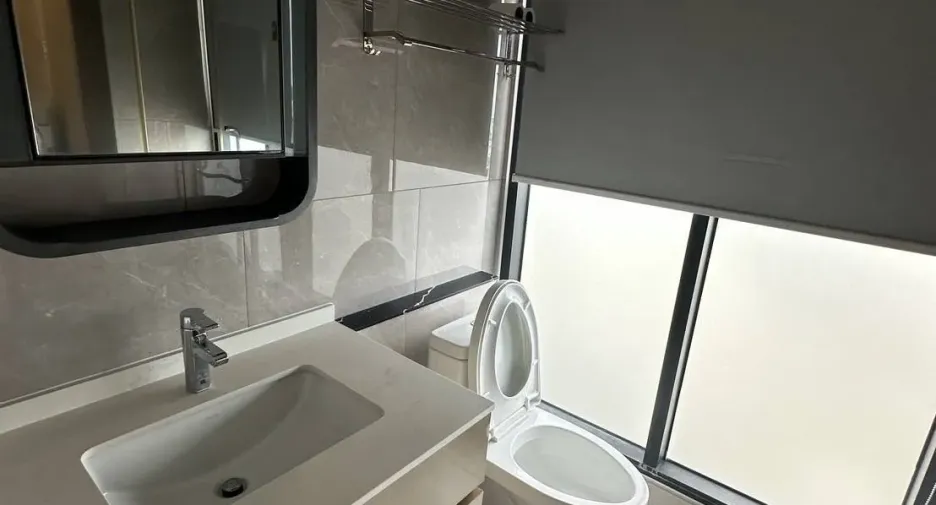 À vendre et à louer 2 chambres condo à Huai Khwang, Bangkok