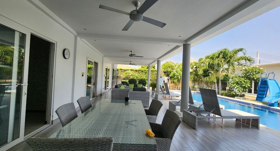 For rent 4 bedrooms villa in Hua Hin, Prachuap Khiri Khan