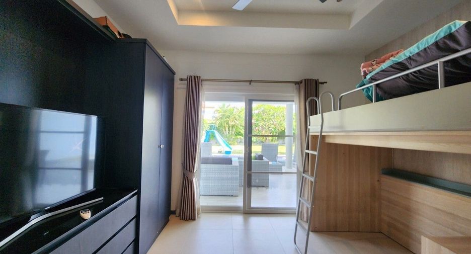 For rent 4 bedrooms villa in Hua Hin, Prachuap Khiri Khan