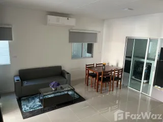 Casa adosada en alquiler de 3 habitaciones en Mueang Phuket, Phuket