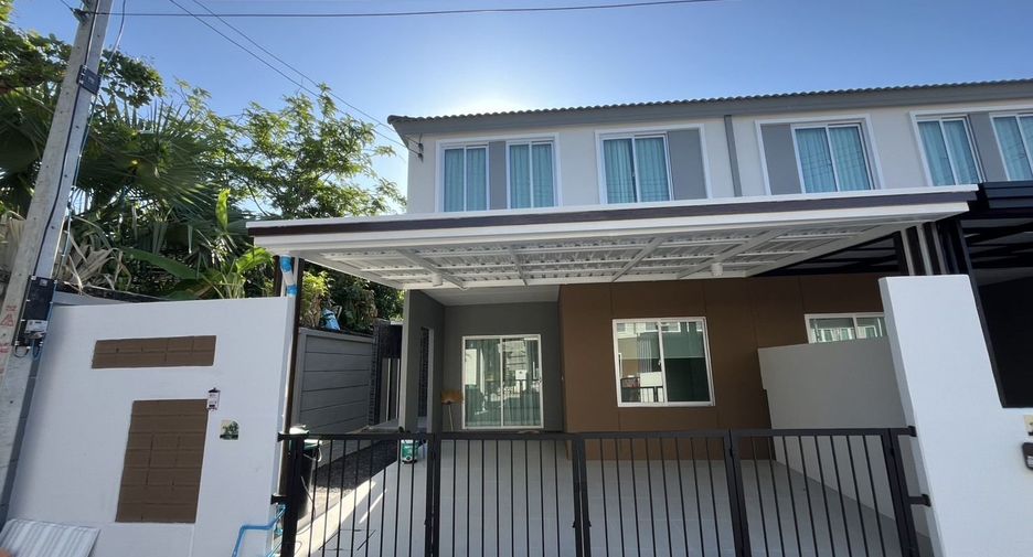 Casa adosada en alquiler de 3 habitaciones en Mueang Phuket, Phuket