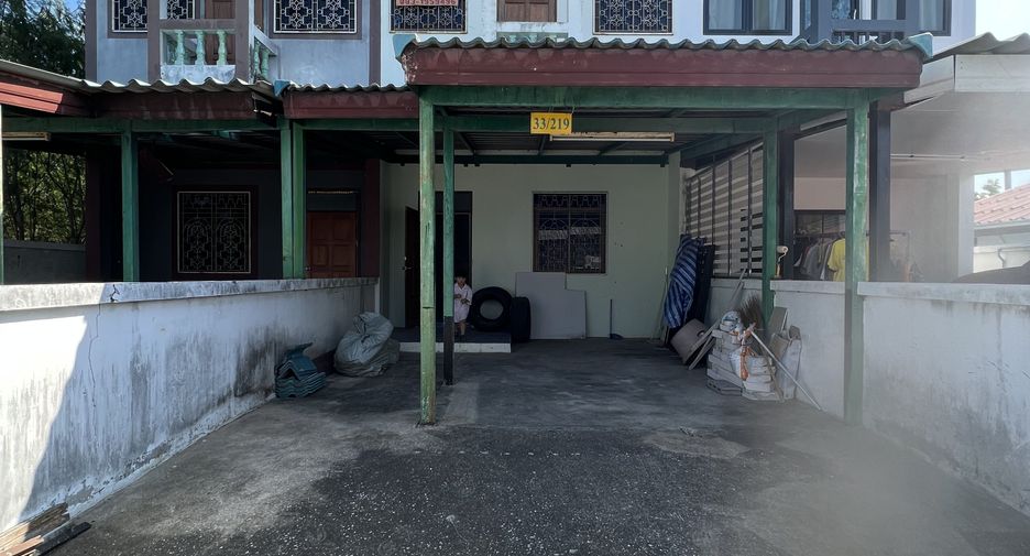 For sale 2 bedrooms townhouse in Hua Hin, Prachuap Khiri Khan