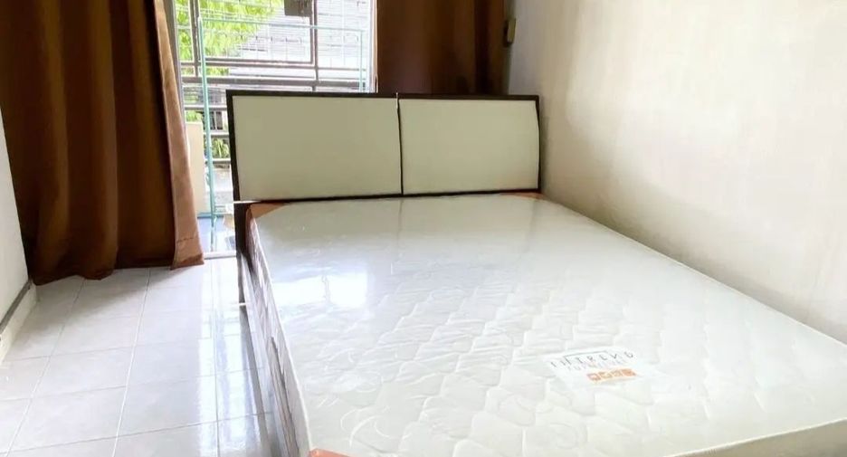 Wohnung zum Kauf mit 1 Zimmer in Huai Khwang, Bangkok