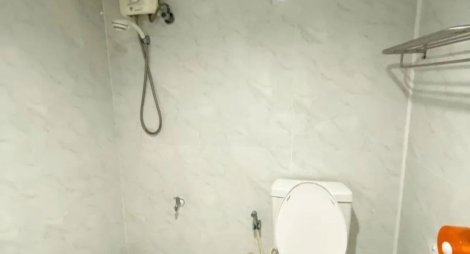 Wohnung zum Kauf mit 1 Zimmer in Huai Khwang, Bangkok