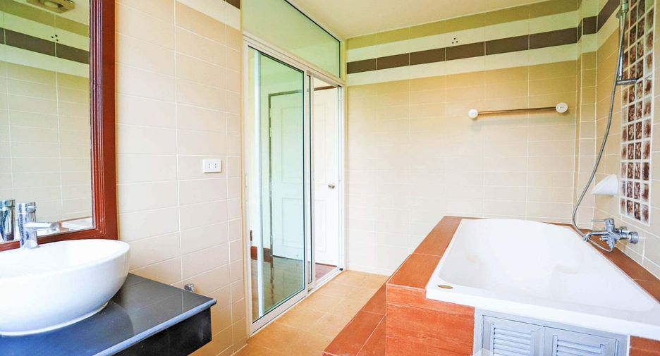 À vendre 3 chambres maison à Wang Thonglang, Bangkok