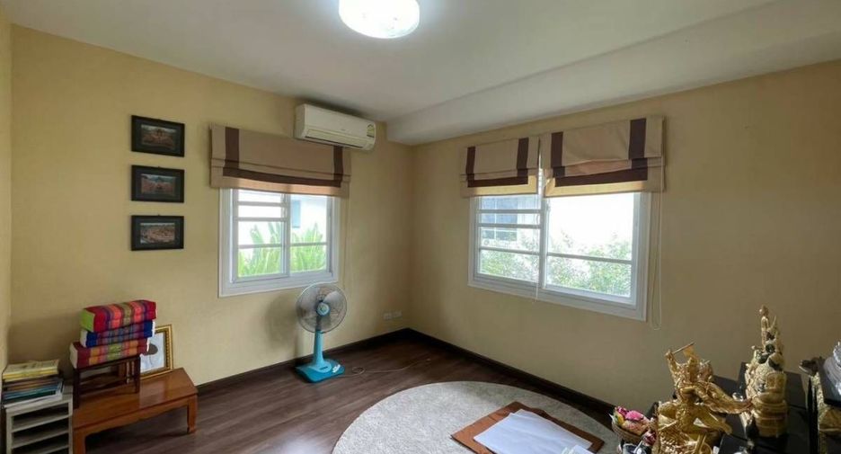 For sale and for rent 3 bedrooms house in Lat Krabang, Bangkok
