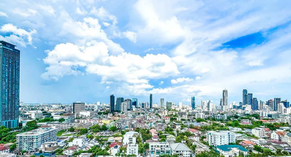 For sale 4 bedrooms condo in Watthana, Bangkok