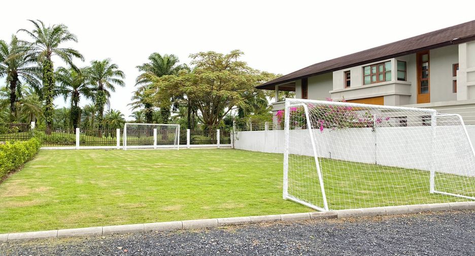 Villa en alquiler de 7 habitaciones en Kathu, Phuket