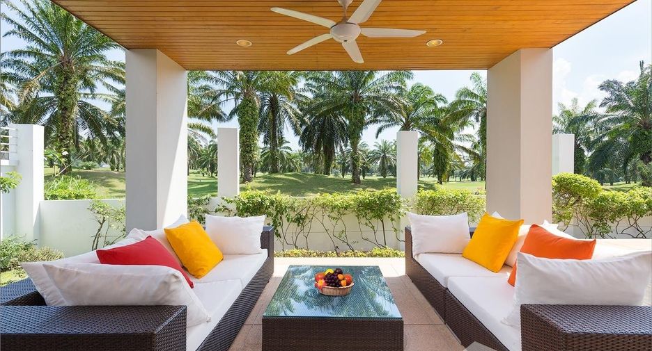 Villa en alquiler de 7 habitaciones en Kathu, Phuket
