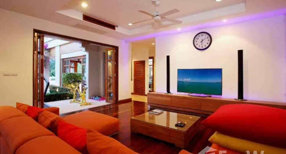 Villa en alquiler de 7 habitaciones en Kathu, Phuket