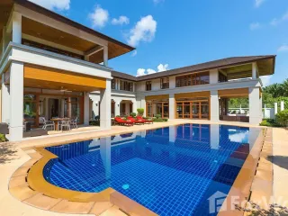 Villa en alquiler de 7 habitaciones en Kathu, Phuket