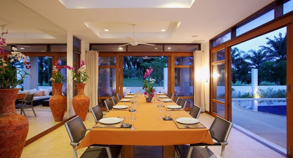 Villa en alquiler de 7 habitaciones en Kathu, Phuket