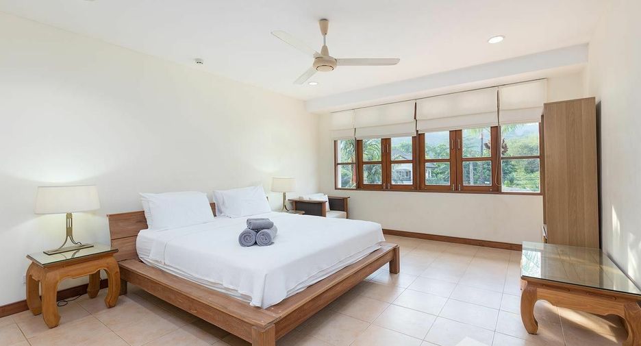 Villa en alquiler de 7 habitaciones en Kathu, Phuket