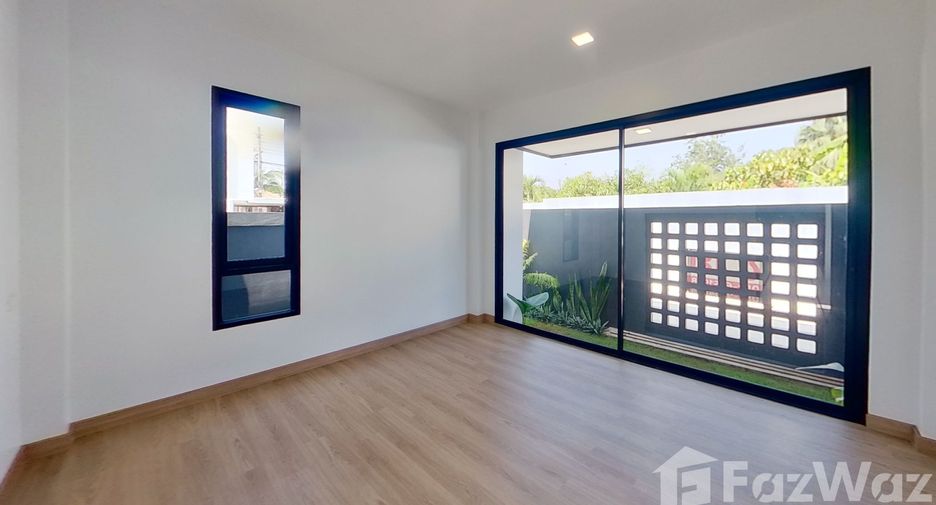 Casa en venta de 3 habitaciones en San Kamphaeng, Chiang Mai