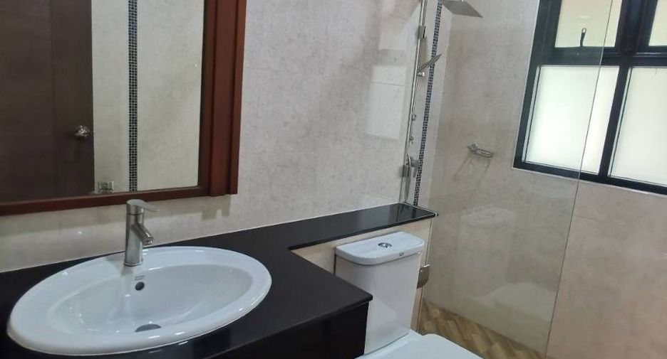 For rent 3 bedrooms house in Hang Dong, Chiang Mai