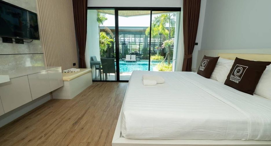 For sale 20 bedrooms retail Space in Hua Hin, Prachuap Khiri Khan