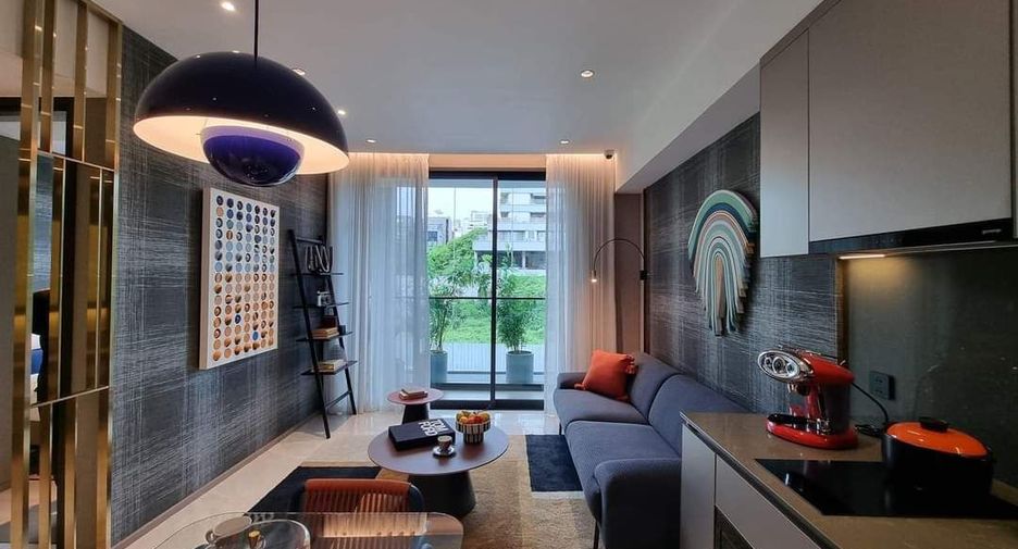 For sale 1 bed condo in Pathum Wan, Bangkok