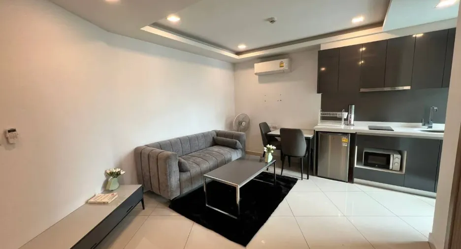 Wohnung zur Miete mit 1 Zimmer in Bang Lamung, Chonburi
