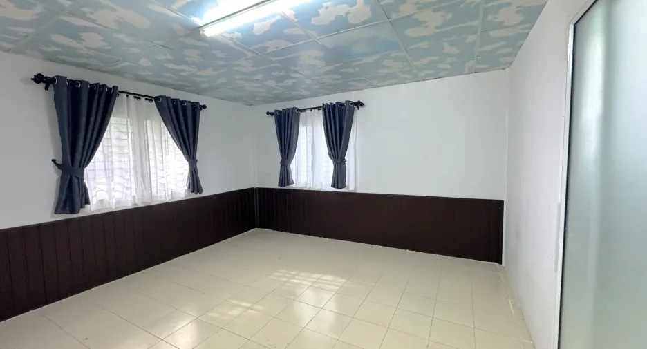 For rent 2 bedrooms house in Ban Phai, Khon Kaen