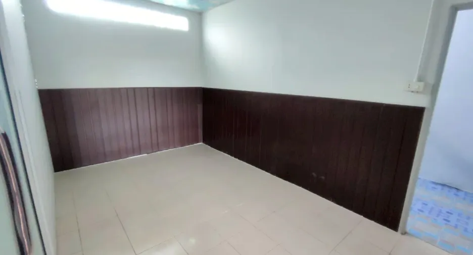 For rent 2 bedrooms house in Ban Phai, Khon Kaen